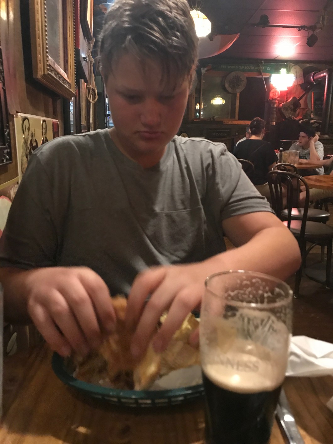 03B8BB43-2A09-4313-88D7-740E56008EF6